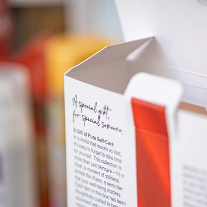 InaEssentials Geschenkdoos (17,8cm × 14,7cm × 5cm)