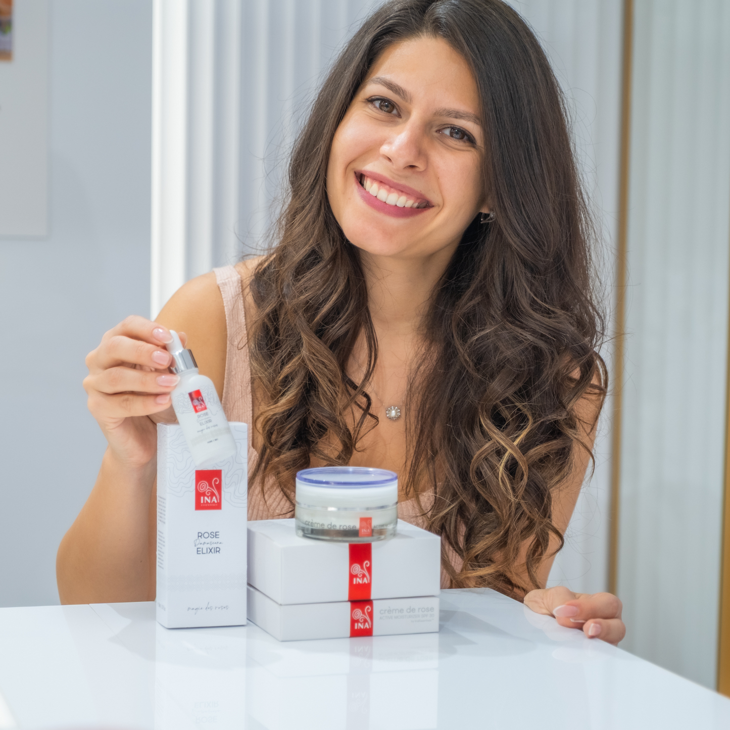 Koop 2 Anti-Age Gezichtsserums en ontvang 1 Active Moisturizer gratis