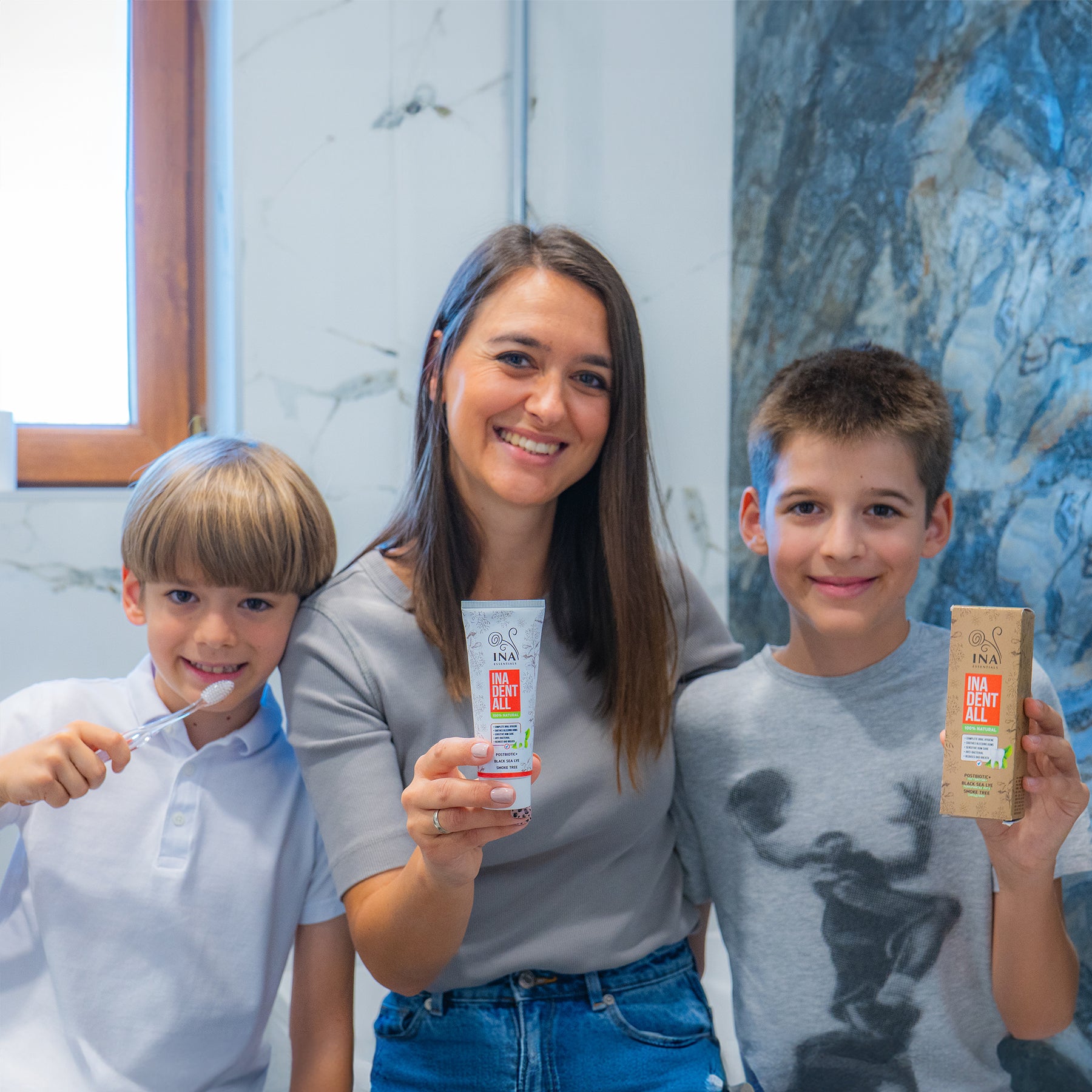 Natuurlijke Fluoridevrije Tandpasta met Rookboom, Zwarte Zee Loog en Postbiotisch - Ina Dent-All